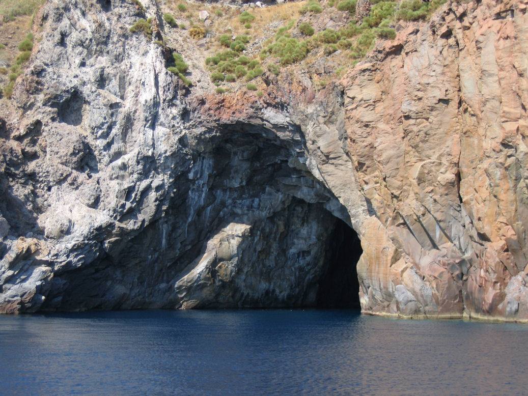Grotta del Cavallo